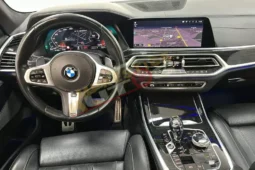 BMW X7 M50d (2019)