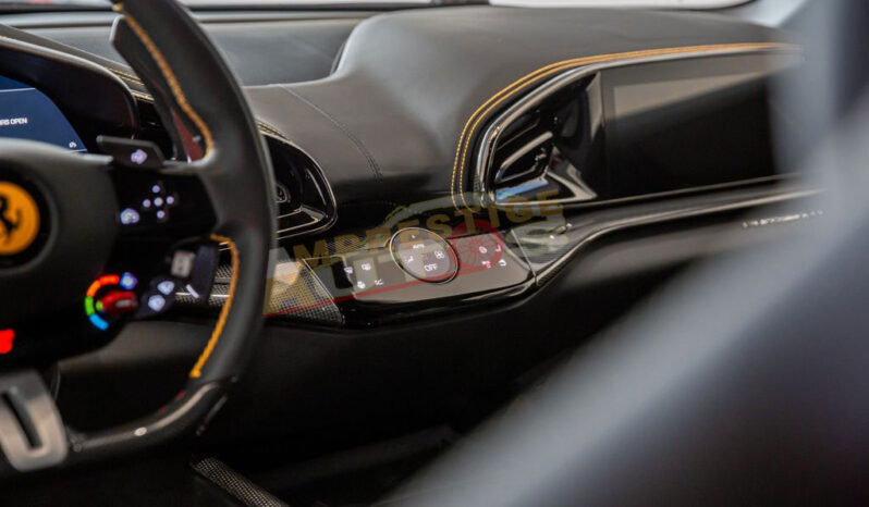 
								Ferrari Purosangue – 2025  – Gris Métallisée  –  Essence full									