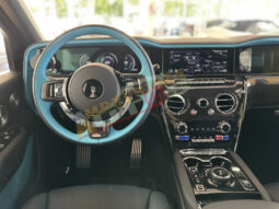 
										Rolls-Royce Cullinan Black Badge – Édition Exclusive (2025) full									