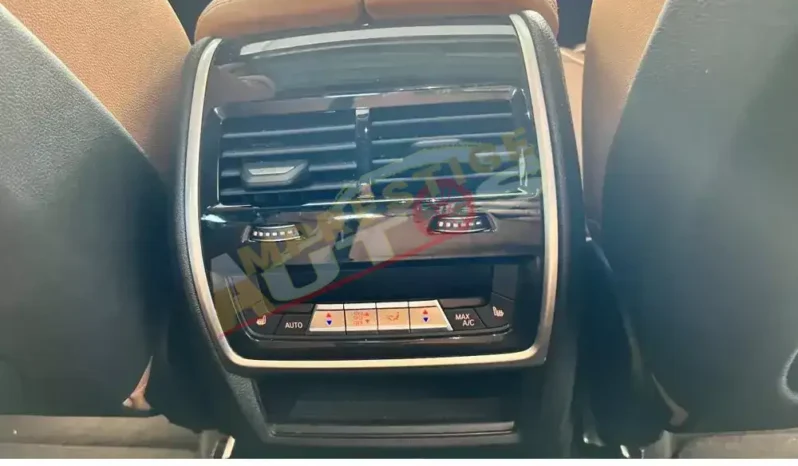 
								BMW X6 G06 M Sport (2021) full									