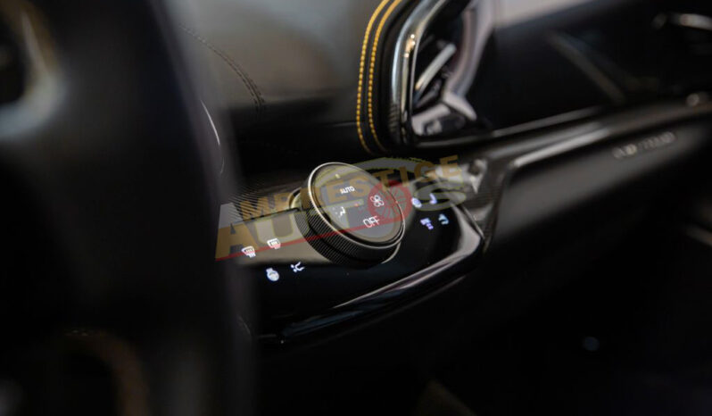 
								Ferrari Purosangue – 2025  – Gris Métallisée  –  Essence full									