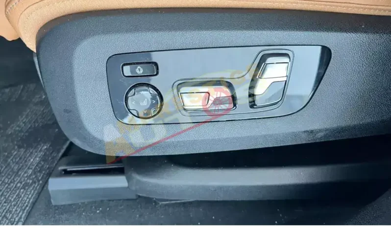 
								BMW X6 G06 M Sport (2021) full									