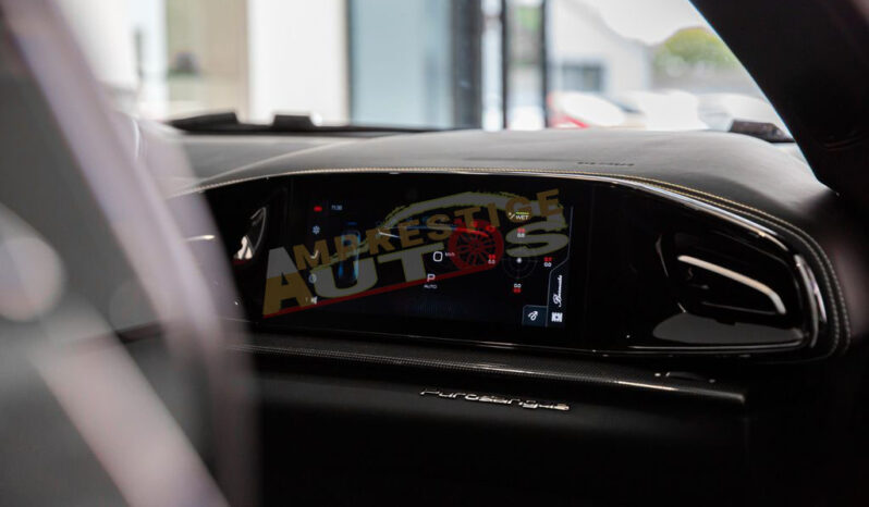 
								Ferrari Purosangue – 2025  – Gris Métallisée  –  Essence full									