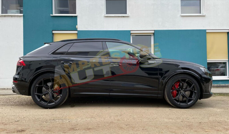 
								Audi RS Q8 Performance 640ch – 2025 – Noir Mythos full									