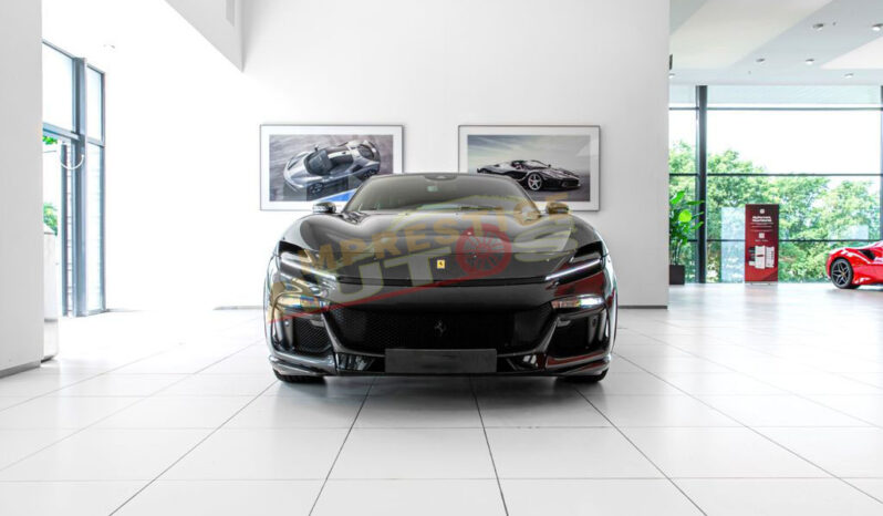 
								Ferrari Purosangue – 2025  – Gris Métallisée  –  Essence full									