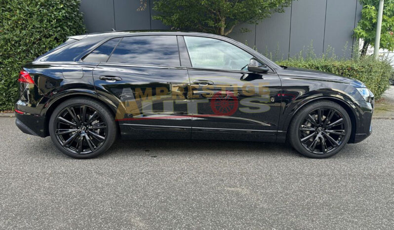 
								Audi Q8 50 TDI Quattro – 2025 – 286 CH – Noir Métallisée full									