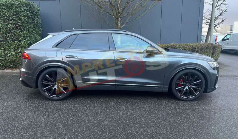 
								Audi Q8 50 TDI Quattro S Line – 2025 – Gris Métallisée full									