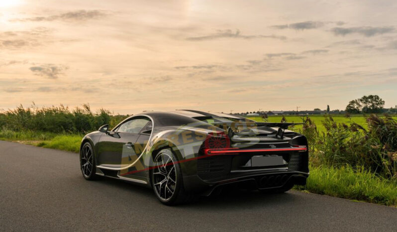
								Bugatti Chiron Sport – Visible Carbon – Sky View – 2021 – Gris full									