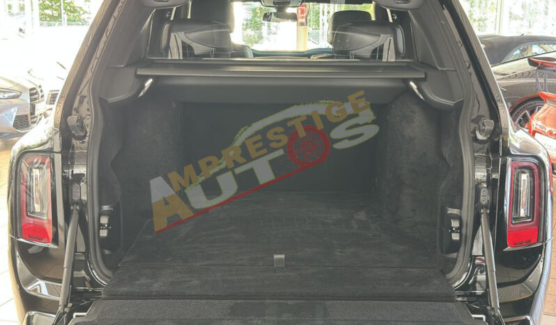 
								Rolls-Royce Cullinan Black Badge – Édition Exclusive (2025) full									