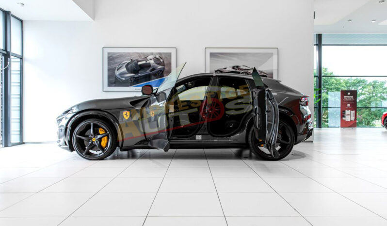 
								Ferrari Purosangue – 2025  – Gris Métallisée  –  Essence full									