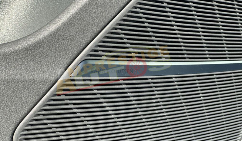 
								Audi Q8 50 TDI Quattro – 2025 – 286 CH – Noir Métallisée full									