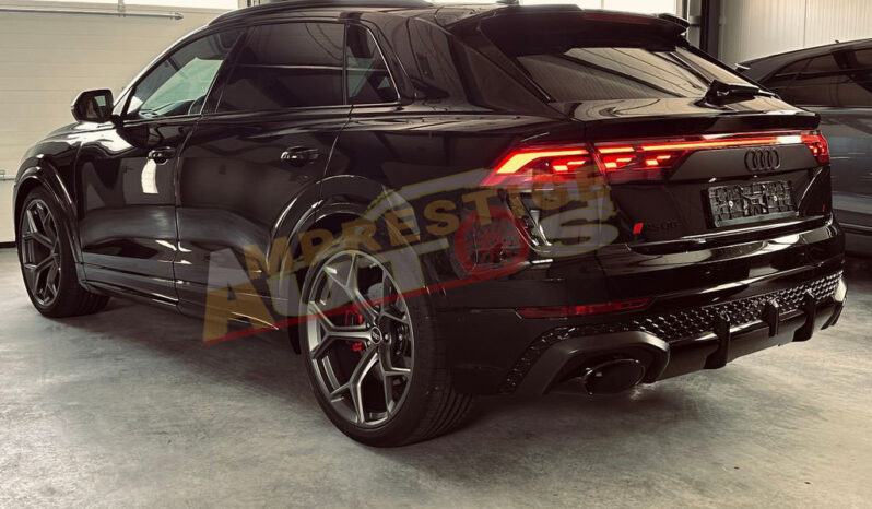 
								Audi RS Q8 Performance 640ch – 2025 – Carbone Matt  – Noir full									