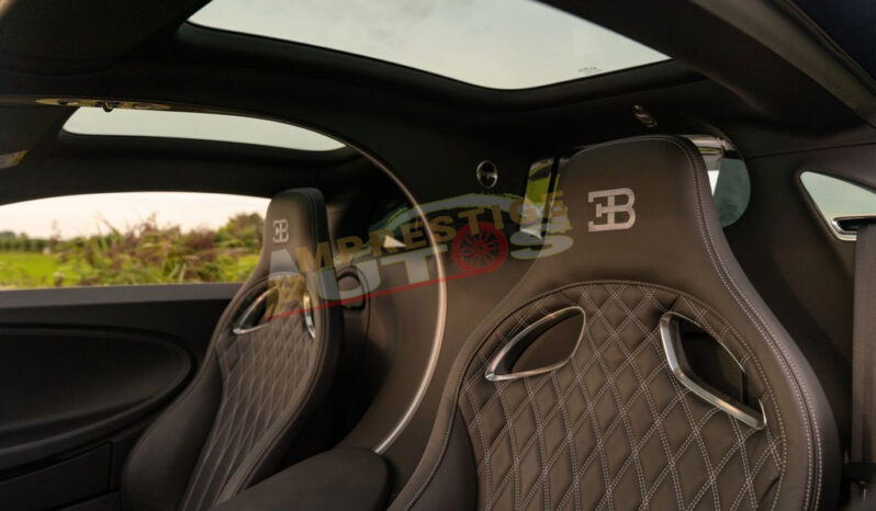 
								Bugatti Chiron Sport – Visible Carbon – Sky View – 2021 – Gris full									