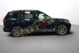 BMW X7 M50d (2019)