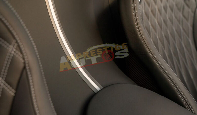 
								Bugatti Chiron Sport – Visible Carbon – Sky View – 2021 – Gris full									