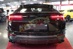 Lamborghini Urus Performante (2025) – Édition Carbone