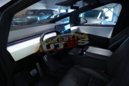 TESLA CYBERTRUCK (2024) – Électrique