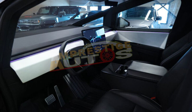 
								TESLA CYBERTRUCK (2024) – Électrique full									