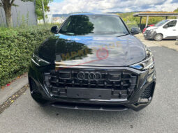 Audi Q8 S Line noir métallisé