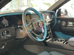 
										Rolls-Royce Cullinan Black Badge – Édition Exclusive (2025) full									