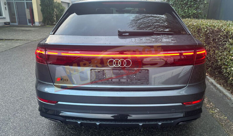 
								Audi Q8 50 TDI Quattro S Line – 2025 – Gris Métallisée full									