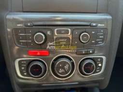 
										Citroën C4 Manuelle 2014 Confort  – Essence – Gris full									