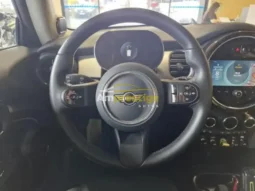 MINI Electric Cooper SE Yours 2023 – 100% Électrique – Bleu