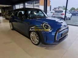
										MINI Electric Cooper SE Yours 2023 – 100% Électrique – Bleu full									