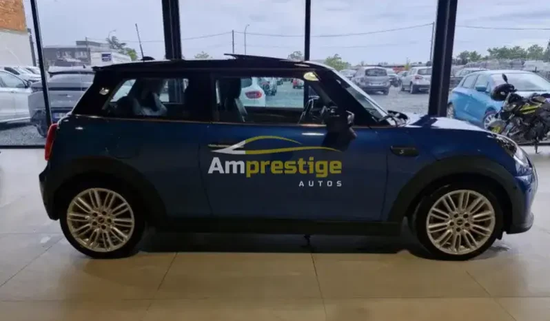 
								MINI Electric Cooper SE Yours 2023 – 100% Électrique – Bleu full									