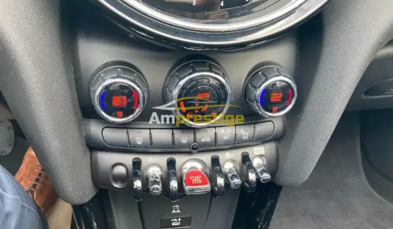 
								Mini Cabriolet F57 Cooper Edition Camden 2021 – Manuelle full									