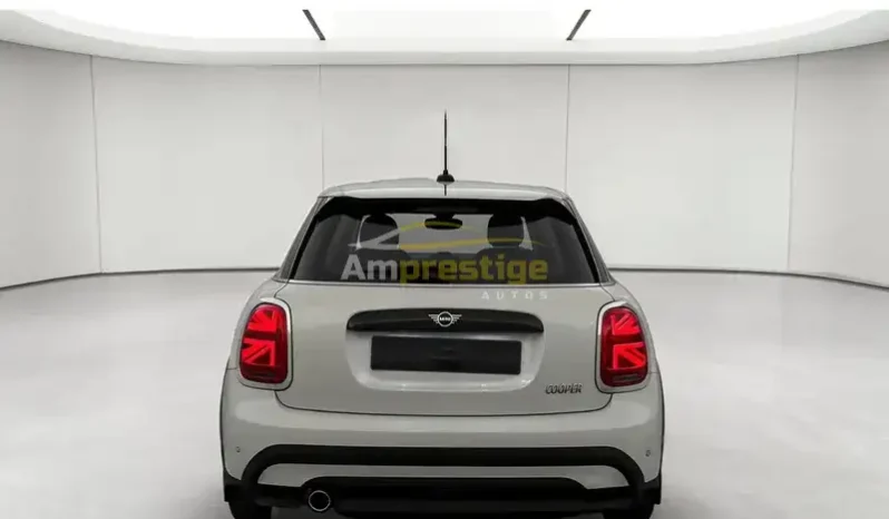 
								MINI Hatch Cooper DKG7 Essential 2022 – Essence Automatique full									